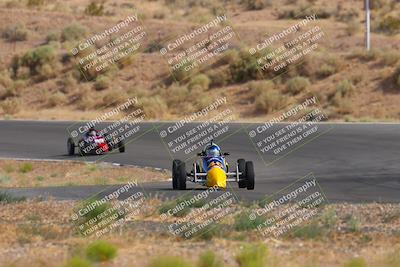 media/Jun-01-2025-CalClub SCCA (Sun) [[eae223c5dd]]/Group 3/Qualifying/